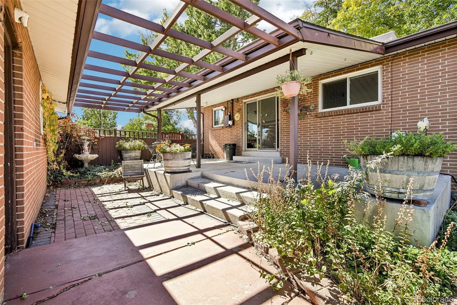 1694 S Balsam Street Lakewood CO 80232 | MLS #REC2090811 10182026052715 1600 33