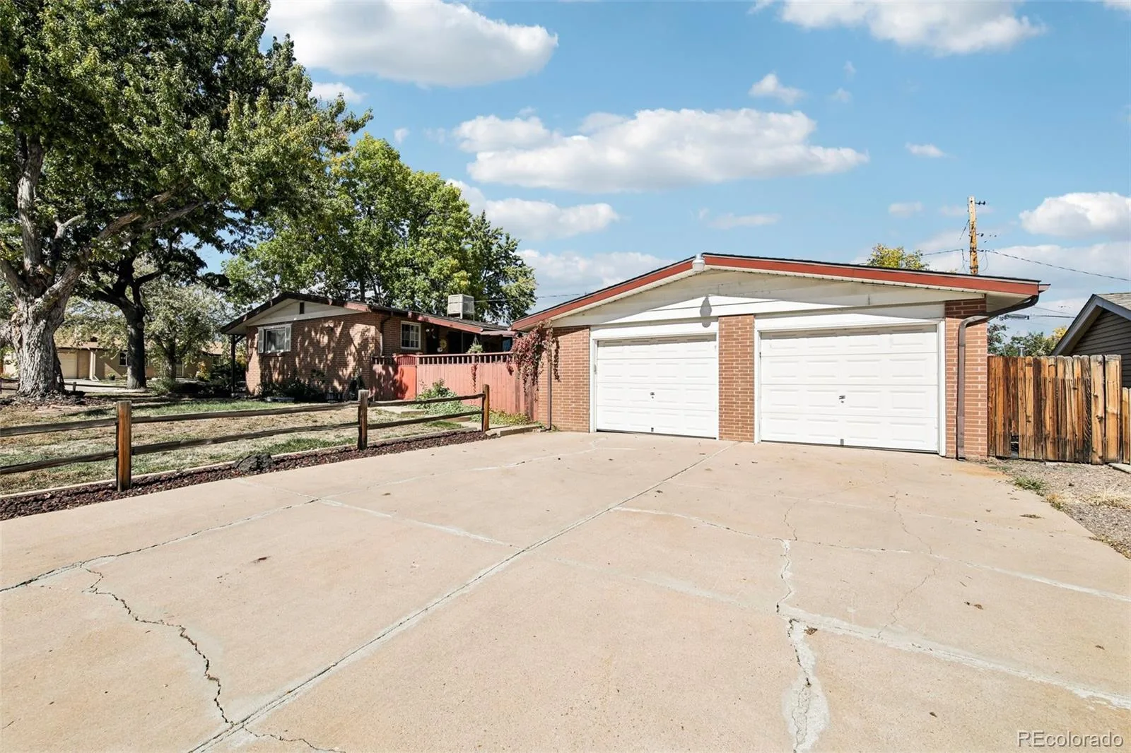 1694 S Balsam Street Lakewood CO 80232 | MLS #REC2090811 10182026052715 1600 37