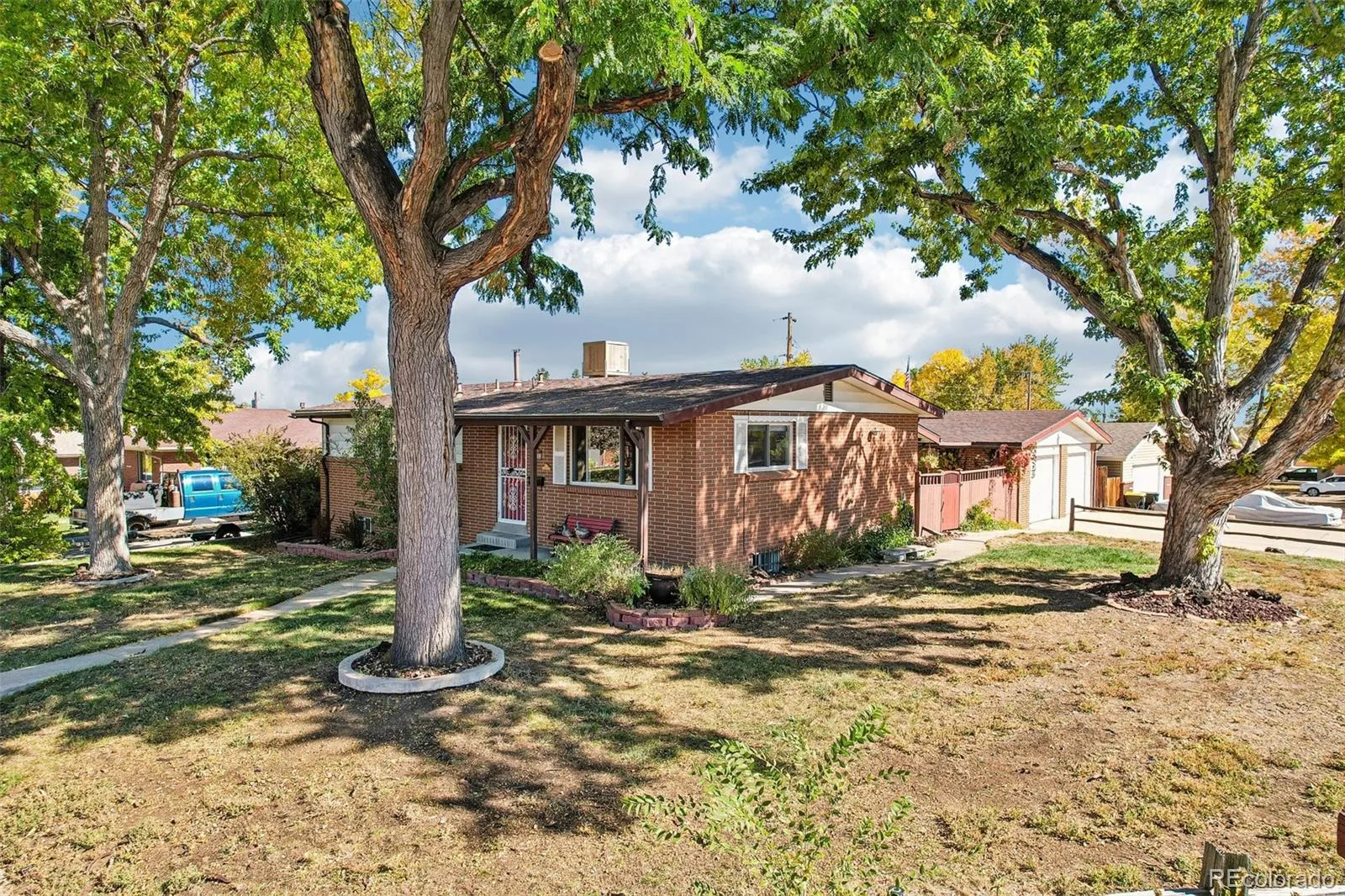 1694 S Balsam Street Lakewood CO 80232 | MLS #REC2090811 10182026052715 1600 39