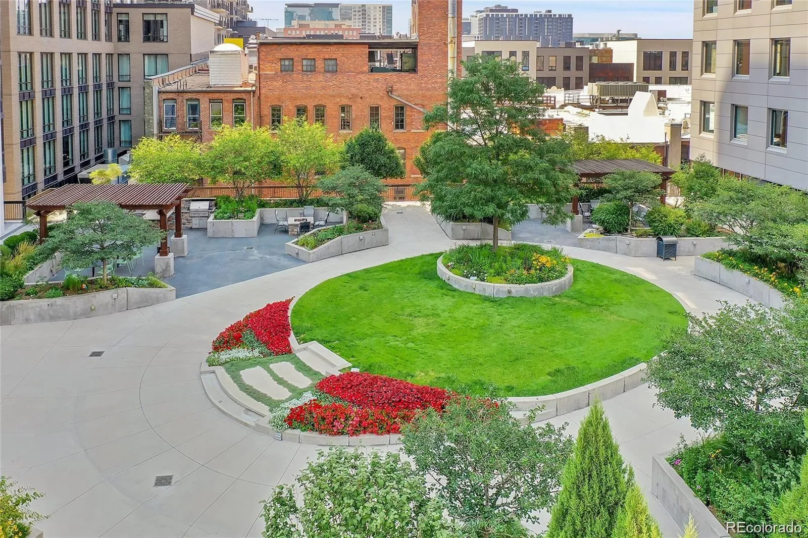 04092026230859 1600 16