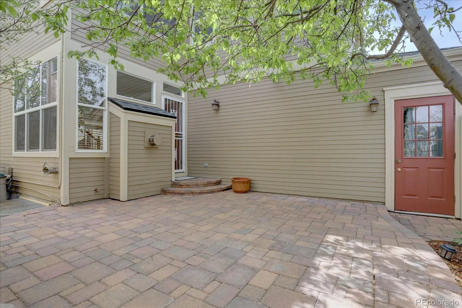 7821 E Archer Place Denver CO 80230 MLS #REC2096089 05142026210934 1600 29