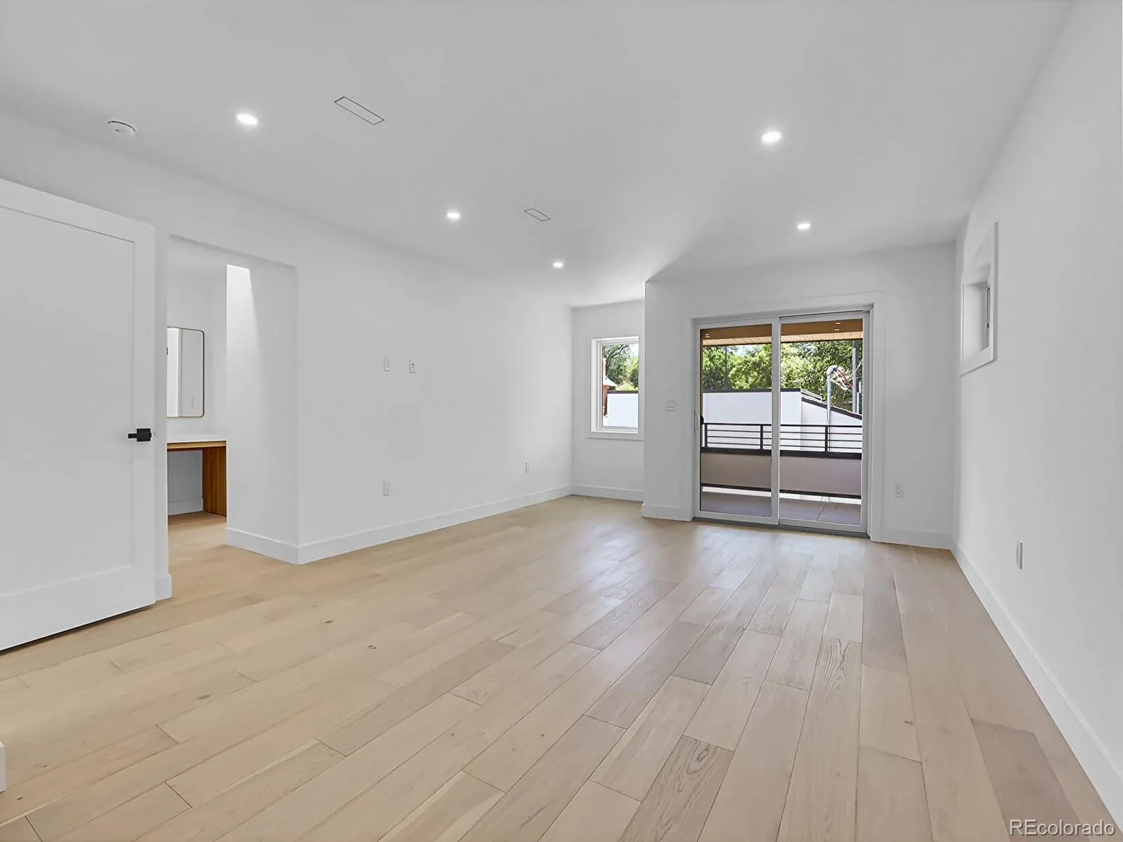 300 S Franklin Street Denver CO 80209 MLS #REC2096461 05252026204911 1600 22