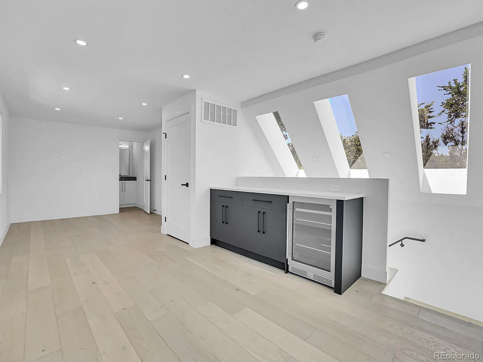300 S Franklin Street Denver CO 80209 MLS #REC2096461 05252026204911 1600 32