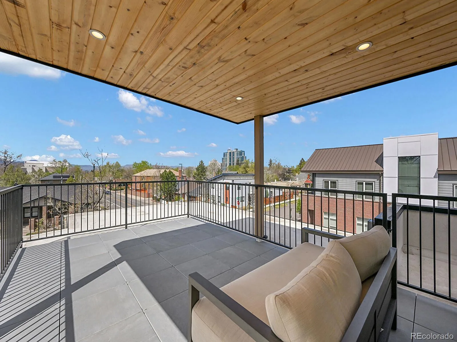 300 S Franklin Street Denver CO 80209 MLS #REC2096461 05252026204911 1600 34