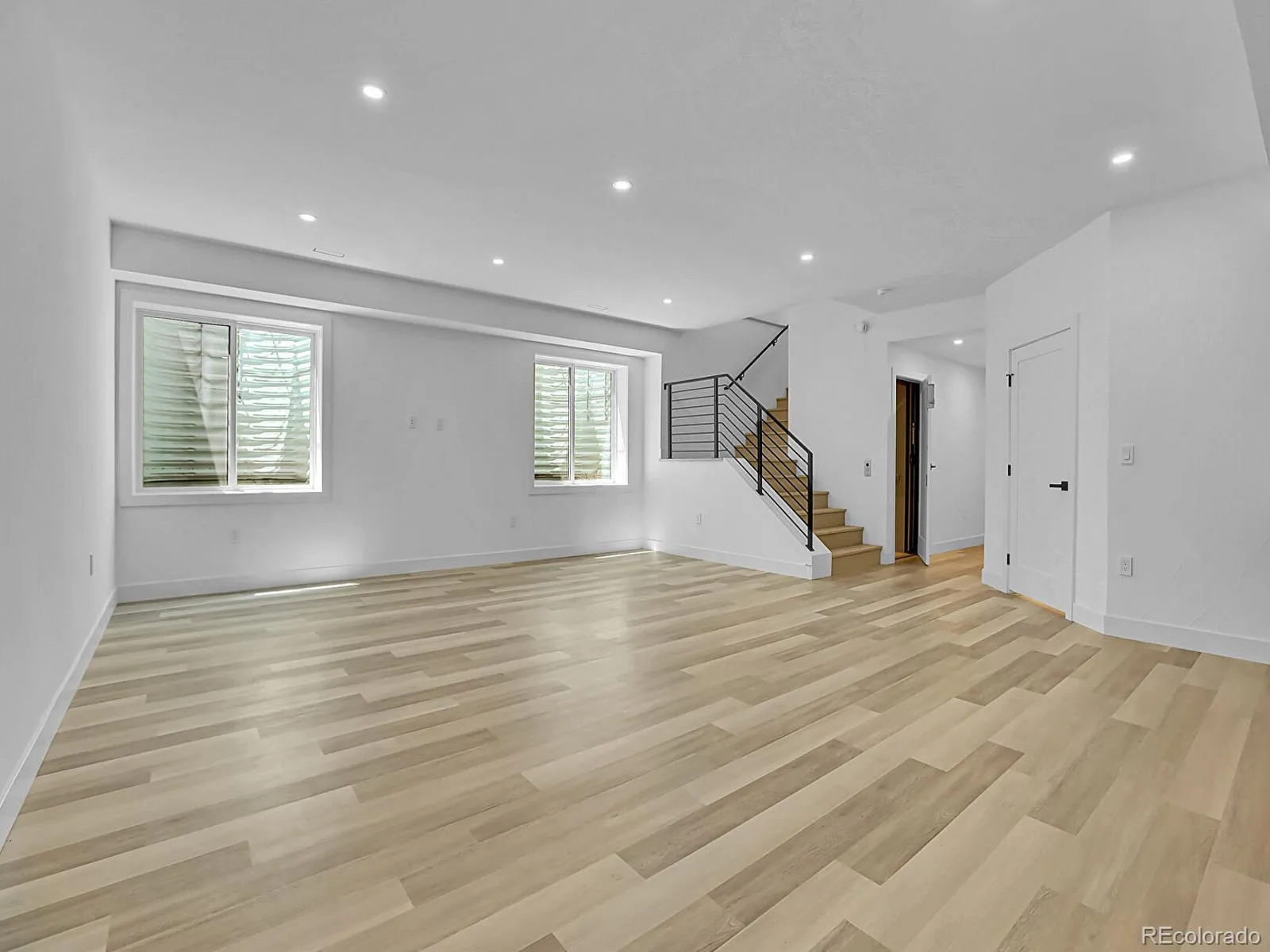 300 S Franklin Street Denver CO 80209 MLS #REC2096461 05252026204911 1600 37