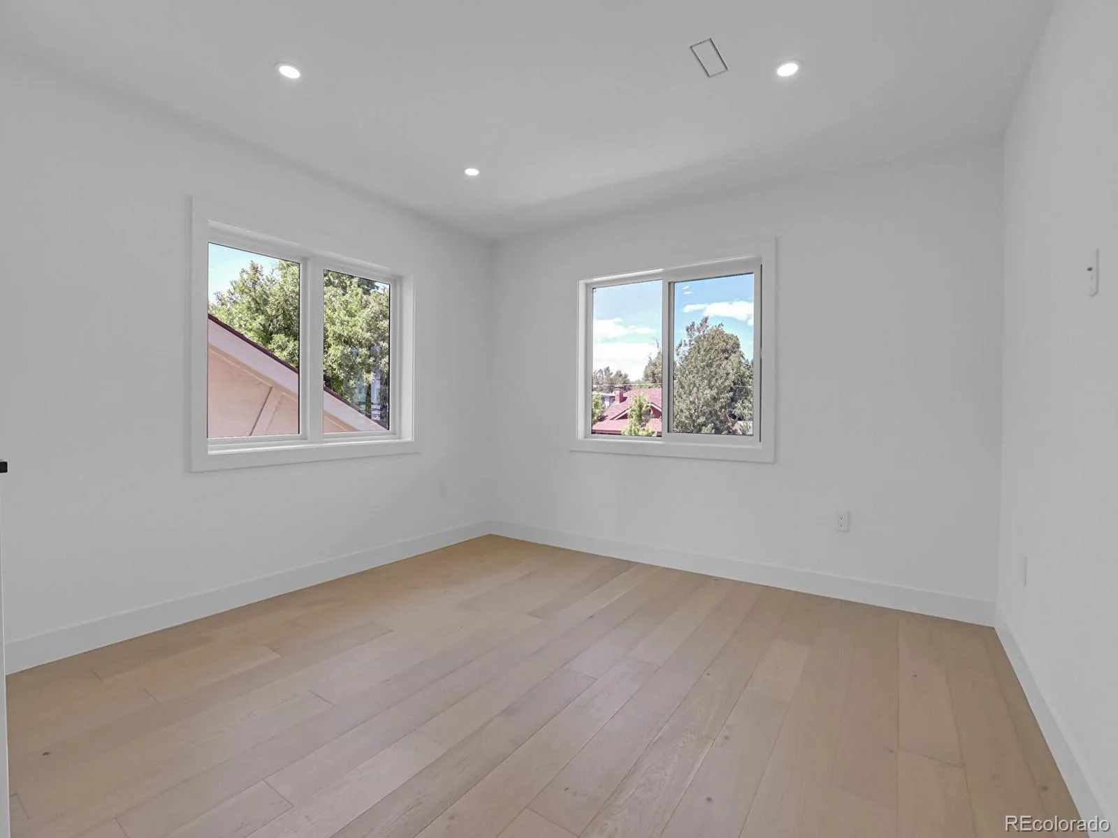 300 S Franklin Street Denver CO 80209 MLS #REC2096461 06162026061819 1600 29