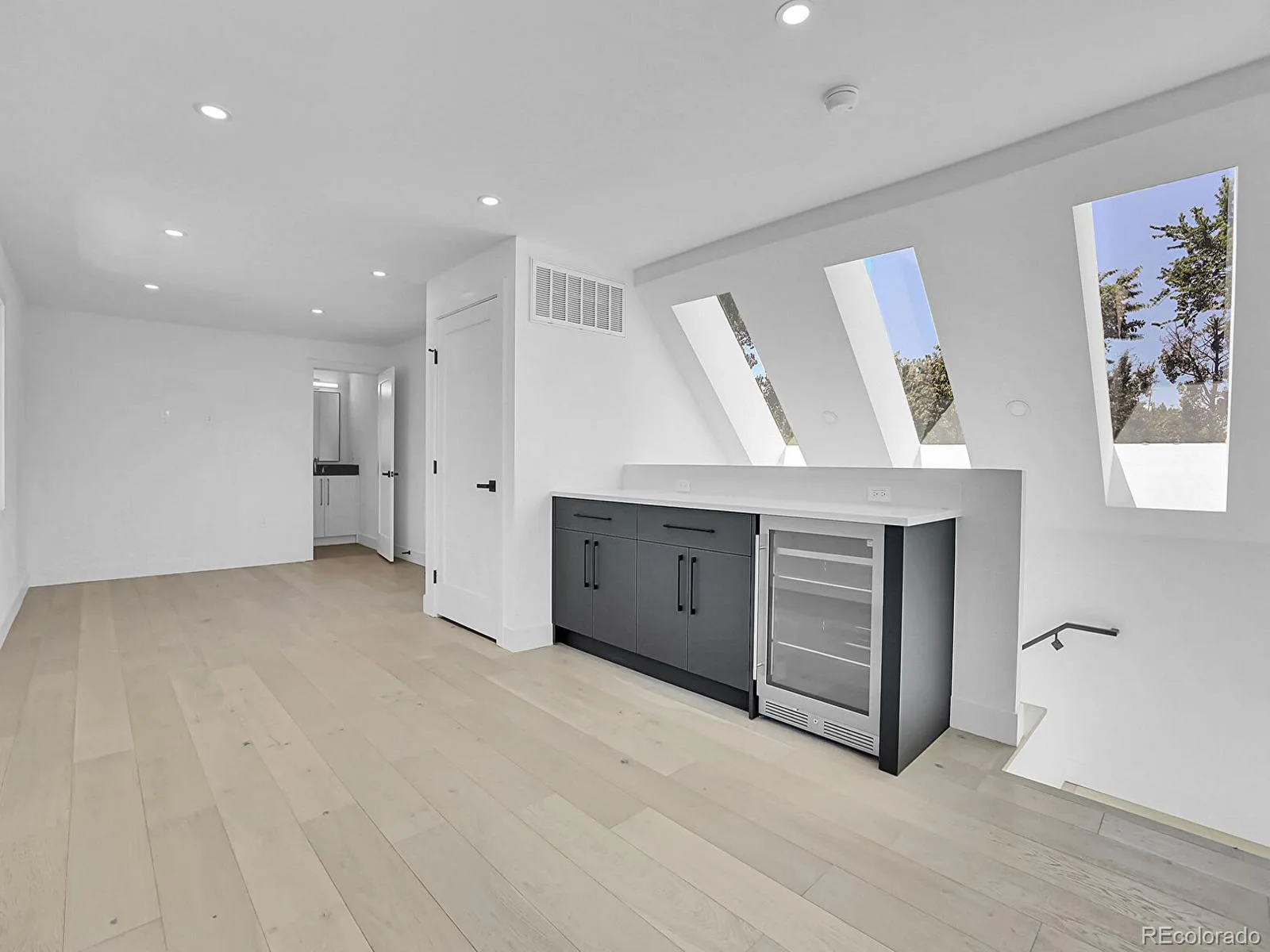 300 S Franklin Street Denver CO 80209 MLS #REC2096461 06162026061819 1600 31