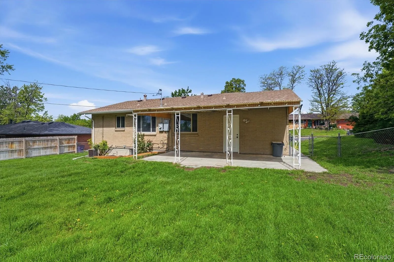 2814 S Winona Court Denver CO 80236 MLS #REC2097675 05222026215838 1600 11