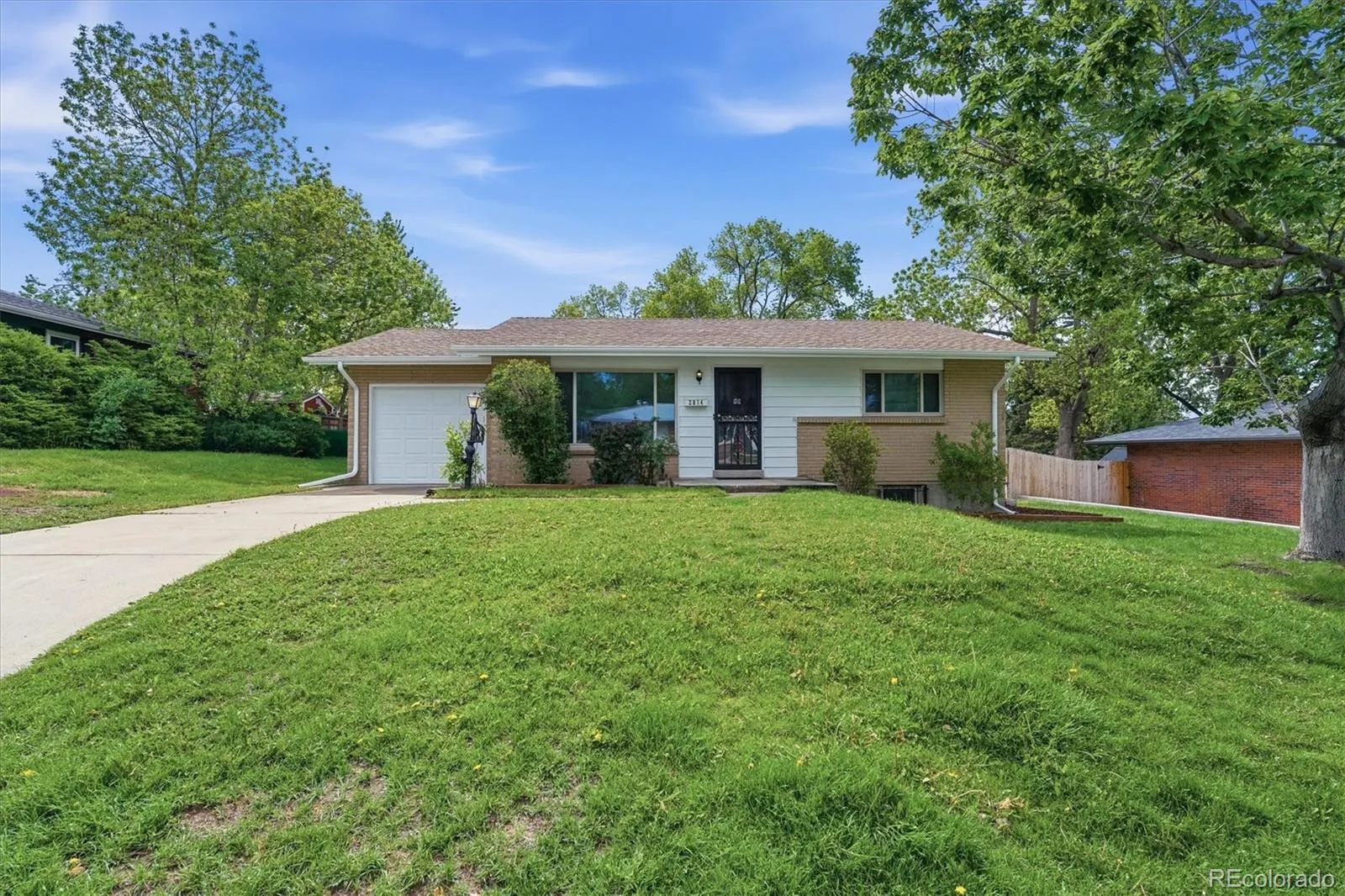 2814 S Winona Court Denver CO 80236 MLS #REC2097675 05222026215838 1600 31
