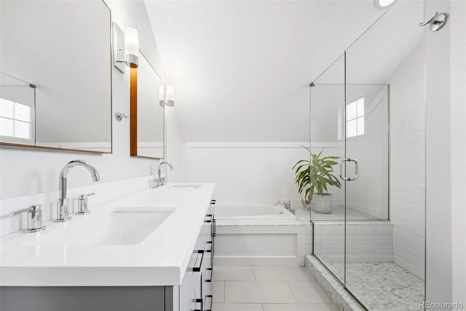 980 Elm Street Denver CO 80220 MLS #REC2098647 05032026192227 1600 26