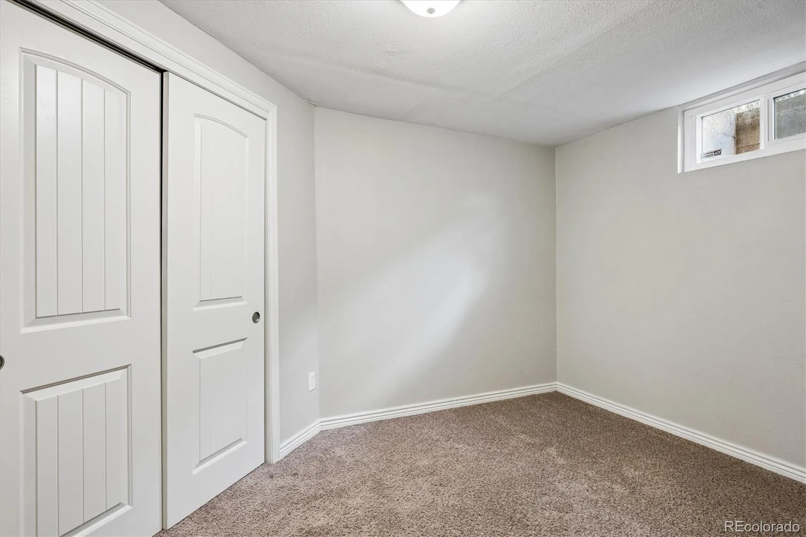 3230 Magnolia Street Denver CO 80207 | MLS #REC2099104 08052026174315 1600 23