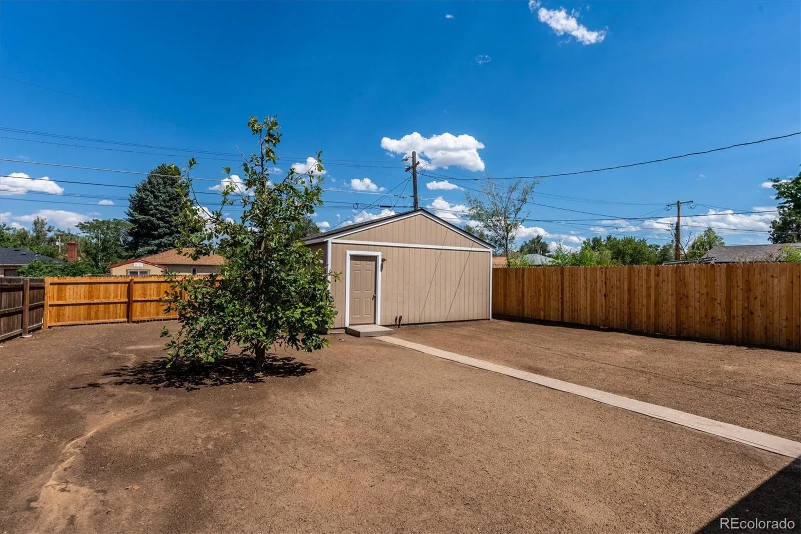 3230 Magnolia Street Denver CO 80207 | MLS #REC2099104 08052026174315 1600 28