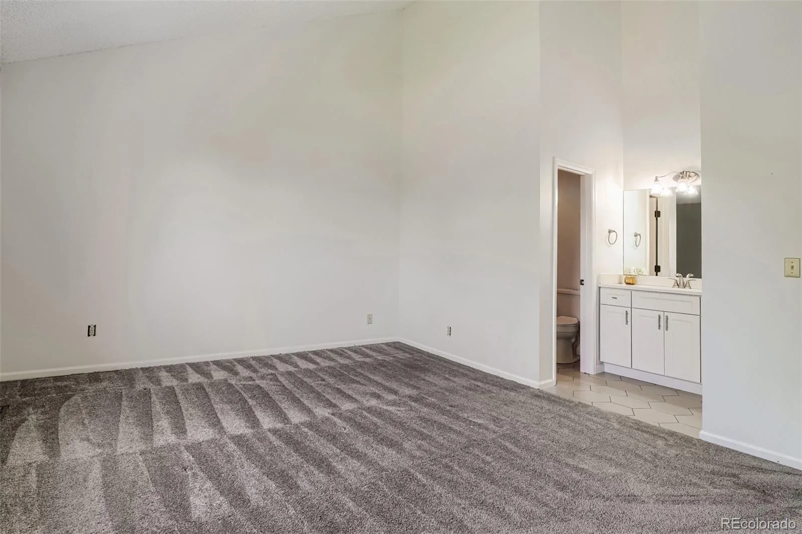4292 S Fairplay Circle #C Aurora CO 80014 MLS #REC2099641 06142026161712 1600 14