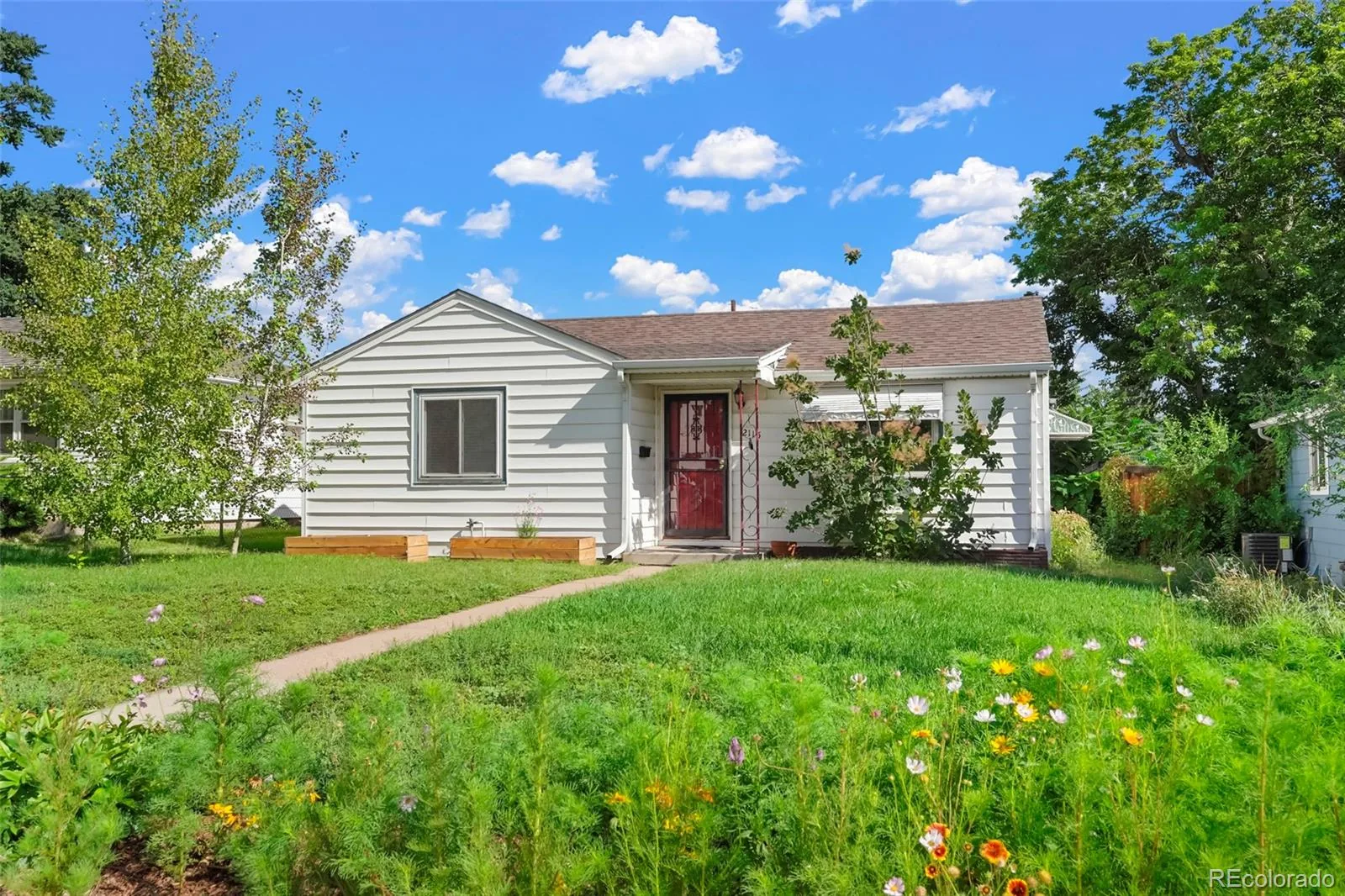 2115 W Elk Place Denver CO 80211 | MLS #REC2100226 08202026202121 1600 1