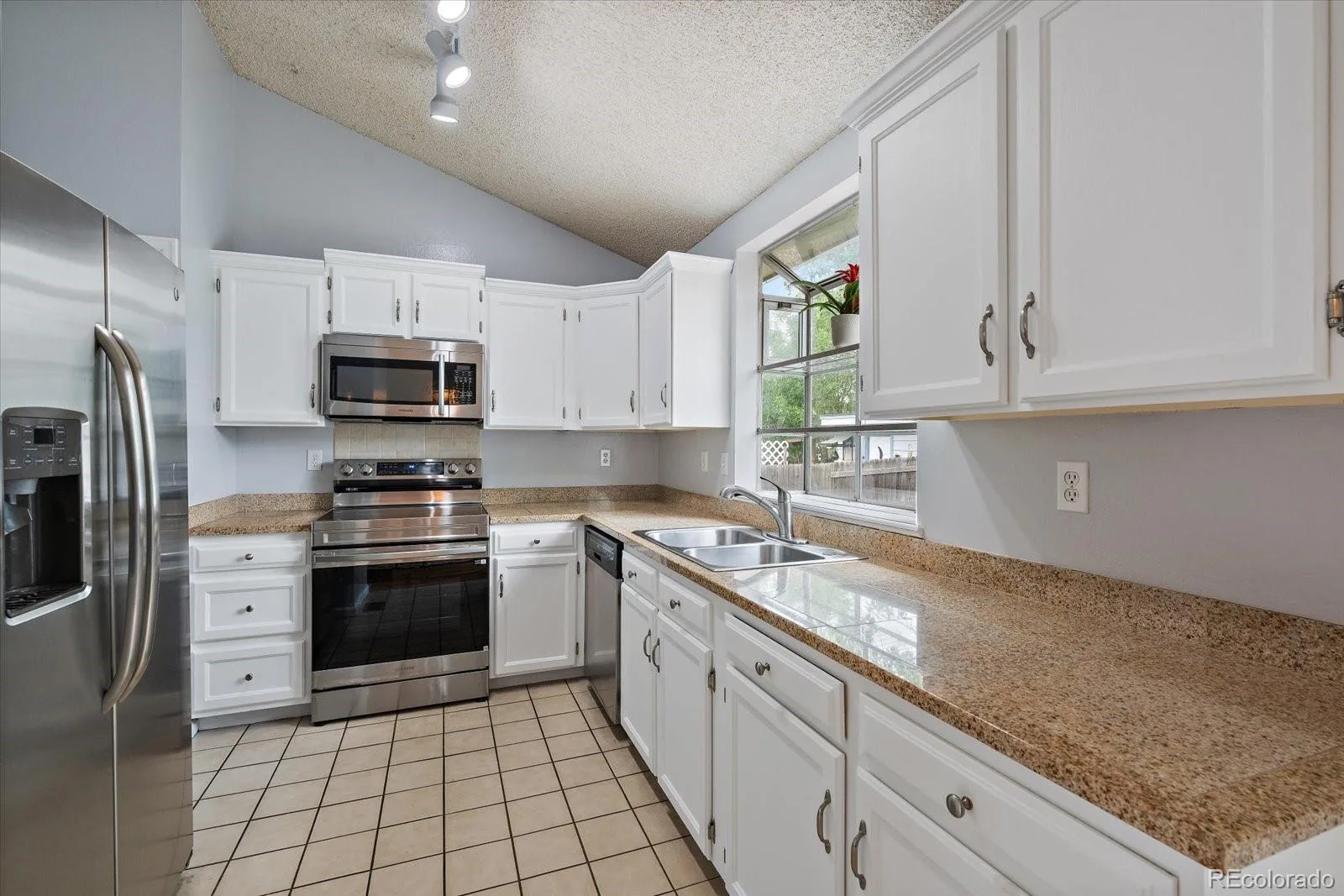 8651 Aspen Circle Parker CO 80134 | MLS #REC2100901 08032026234630 1600 12