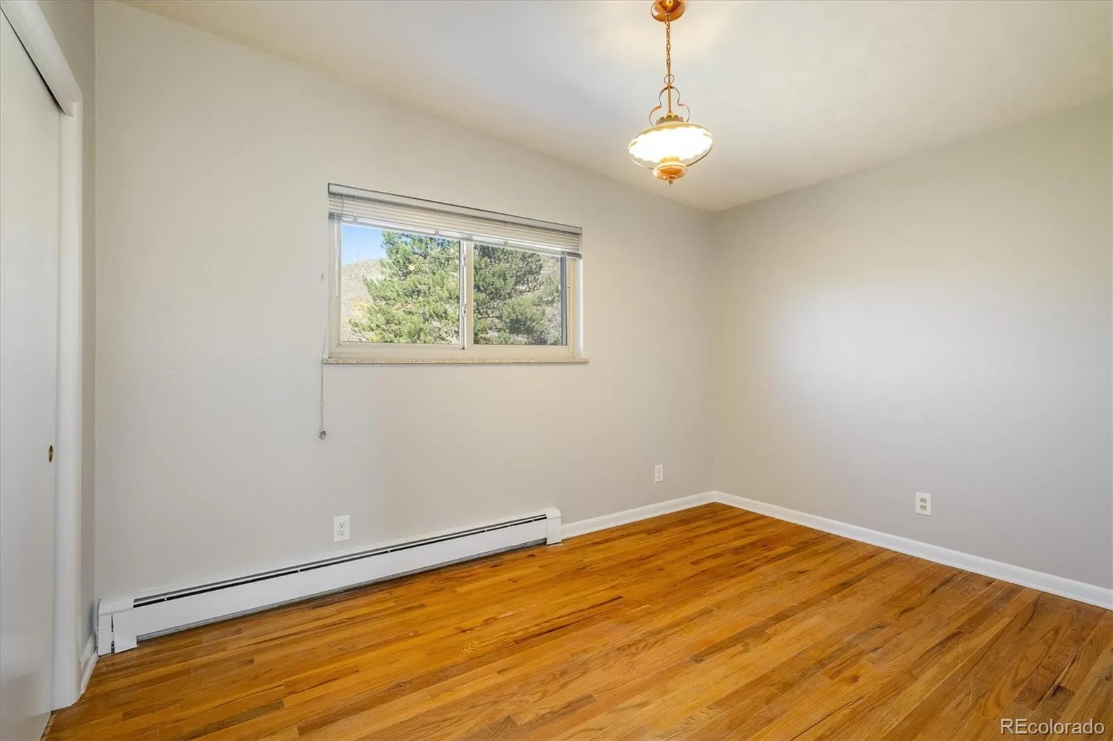 215 Lookout View Court Golden CO 80401 MLS #REC2101680 05092026031124 1600 18