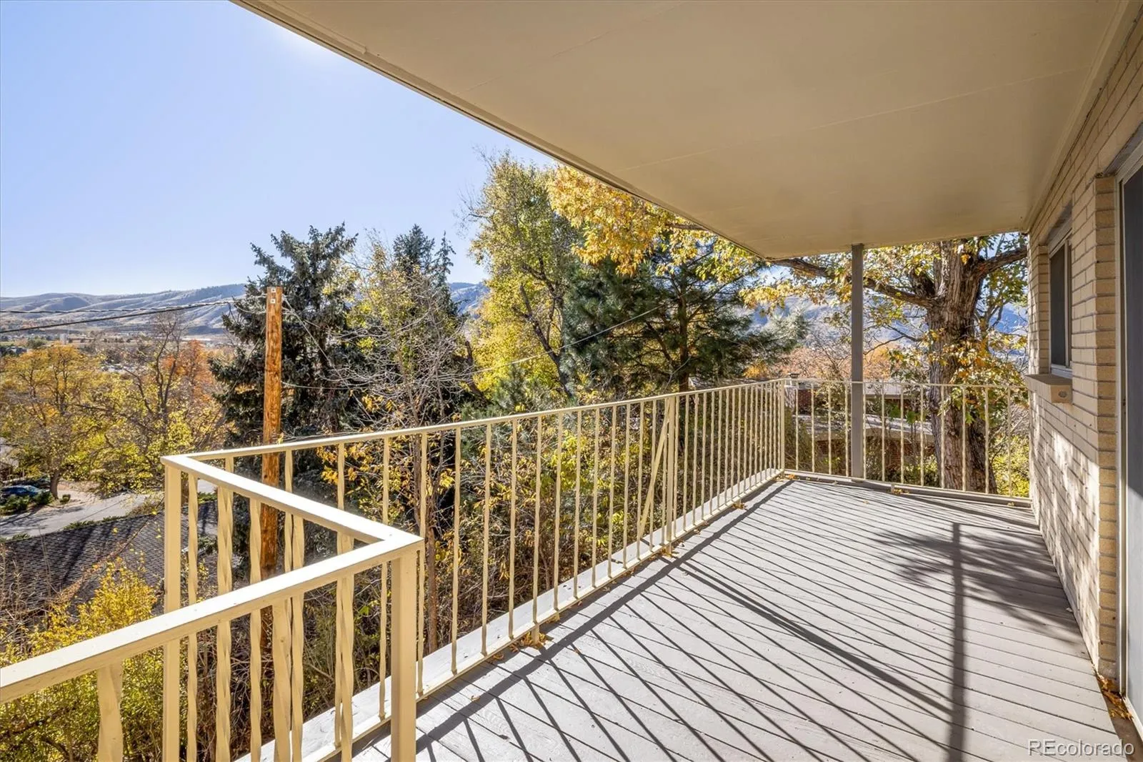 215 Lookout View Court Golden CO 80401 MLS #REC2101680 05092026031124 1600 6