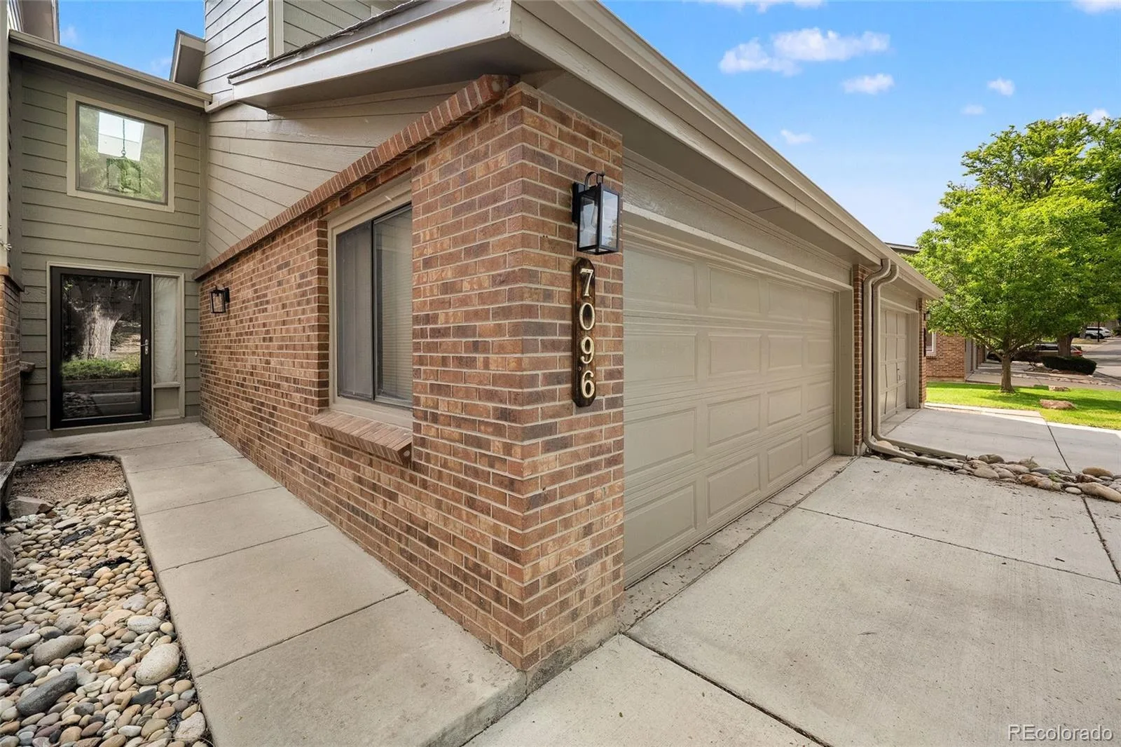 7096 E Dry Creek Circle Centennial CO 80112 | MLS #REC2102346 06032026183516 1600 27