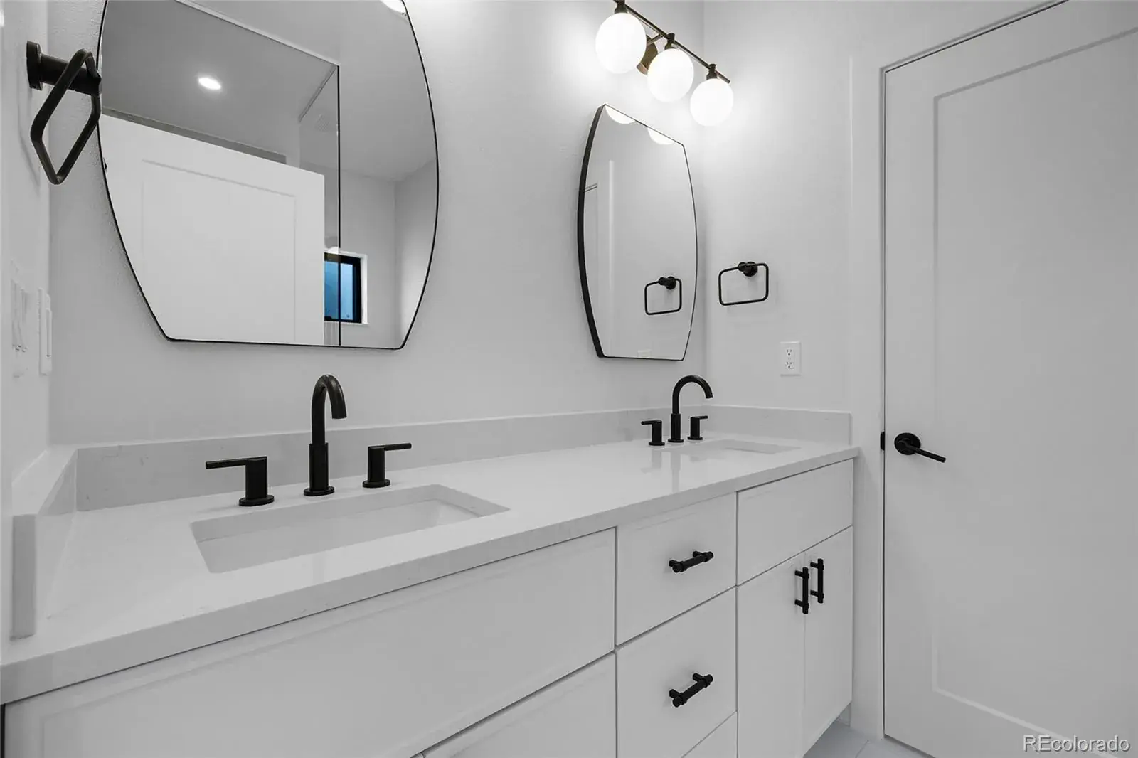 01192026010449 1600 18