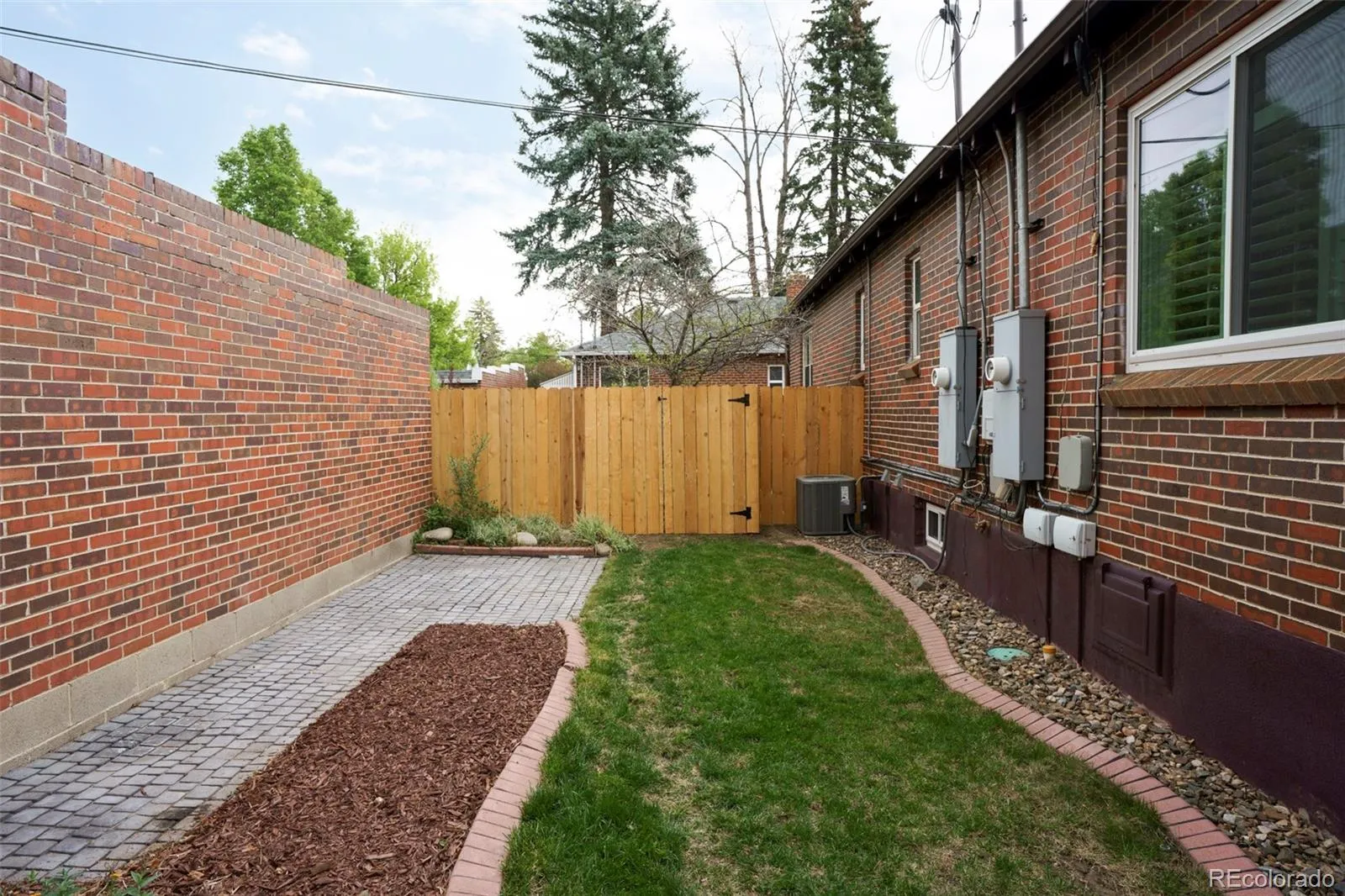 04202026140558 1600 20