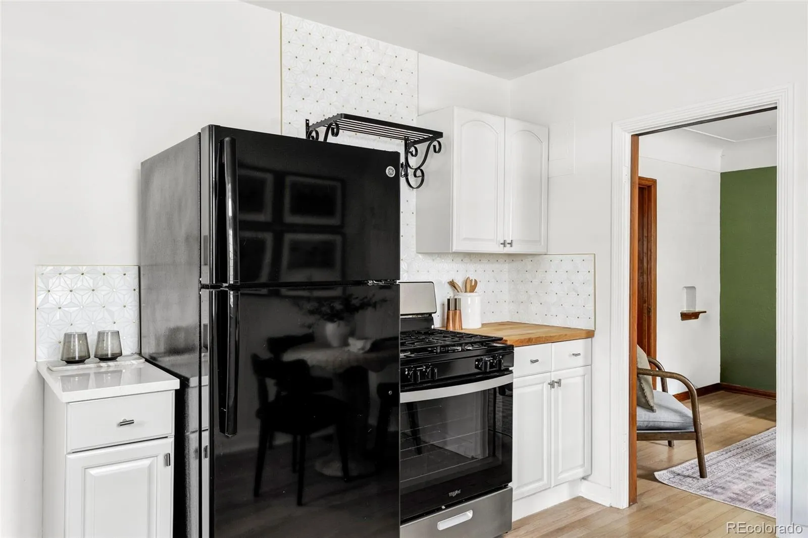 04202026140558 1600 9