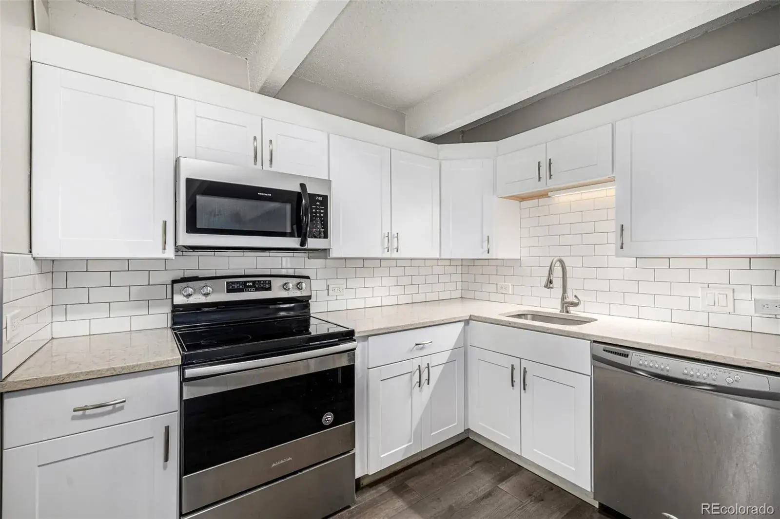 555 E 10th Avenue #10 Denver CO 80203 MLS #REC2104527 11292025010731 1600 11