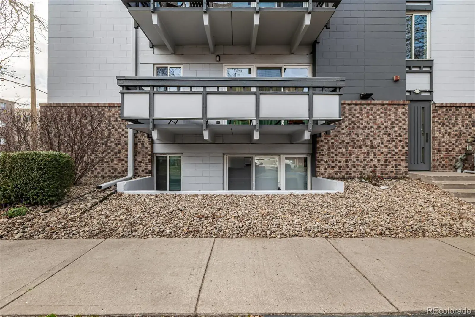 555 E 10th Avenue #10 Denver CO 80203 MLS #REC2104527 11292025010731 1600 43