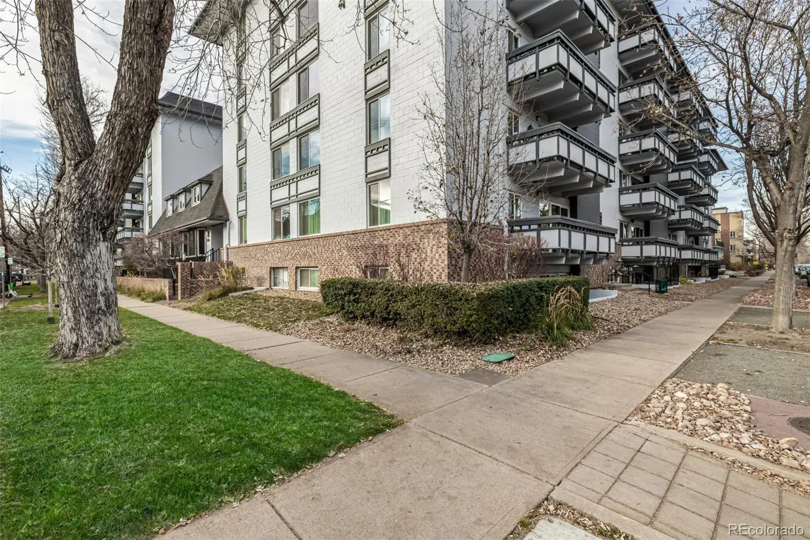 555 E 10th Avenue #10 Denver CO 80203 MLS #REC2104527 11292025010731 1600 6