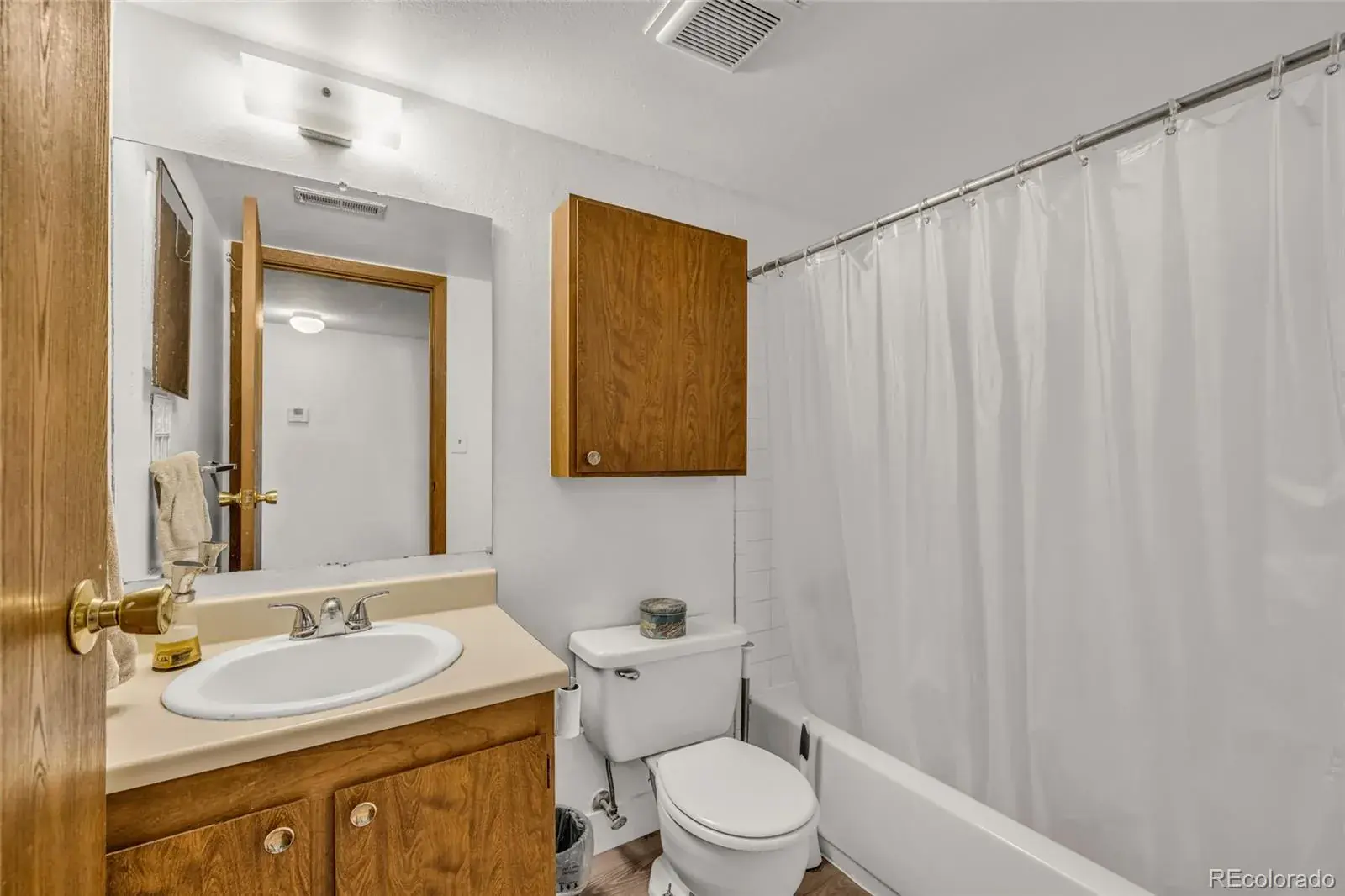 3100 S Federal Boulevard #305 Denver CO 80236 | MLS #REC2105129 02192026050552 1600 11