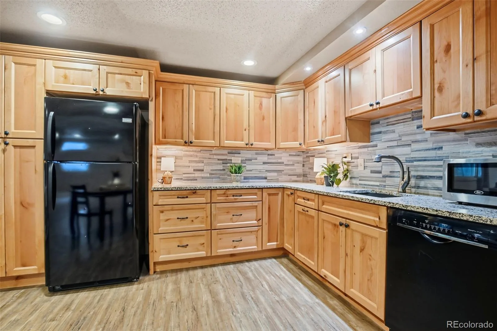 7493 E Windlawn Way Parker CO 80134 MLS #REC2105823 07032026192944 1600 34