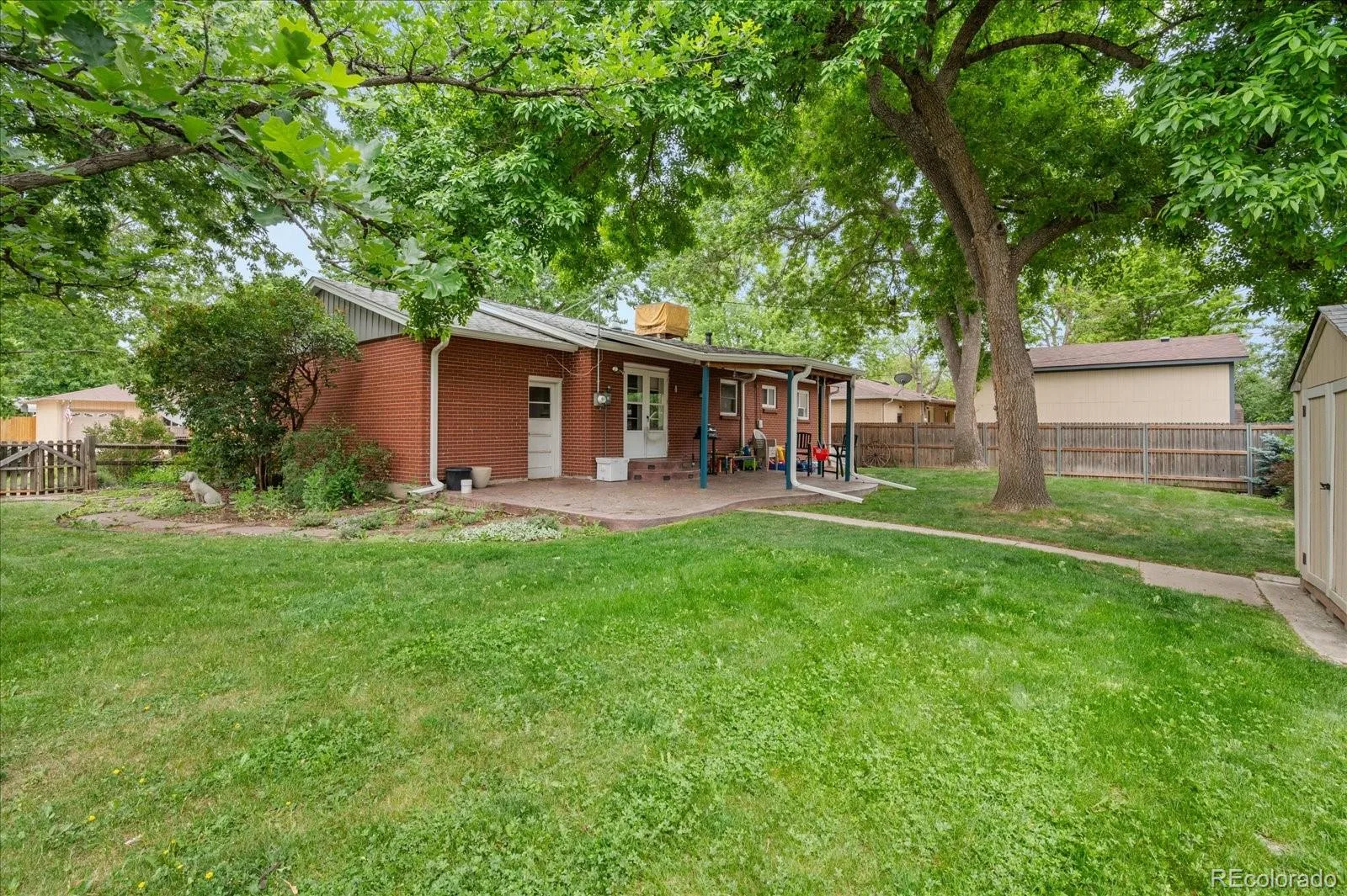 6797 Lee Street Arvada CO 80004 MLS #REC2108575 06172026022102 1600 22
