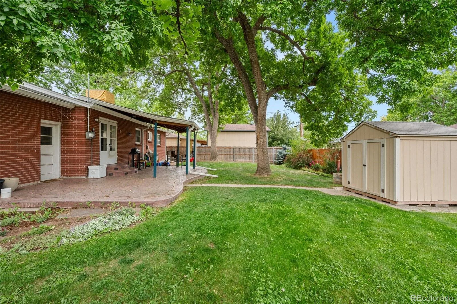 6797 Lee Street Arvada CO 80004 MLS #REC2108575 06172026022102 1600 24