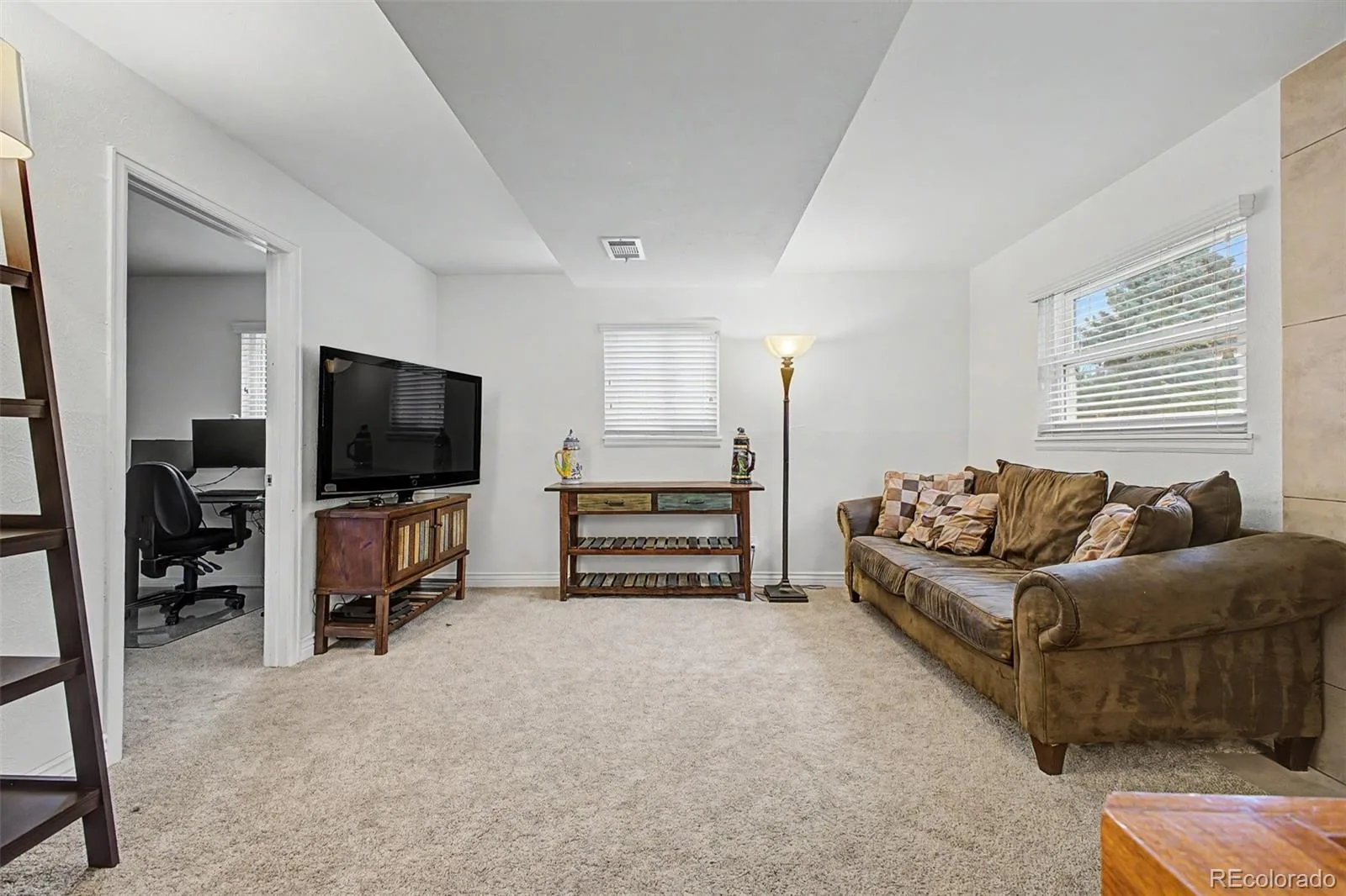 1571 S Krameria Street Denver CO 80224 | MLS #REC2108684 08192026134614 1600 23