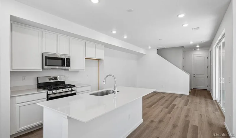 21371 E 67th Avenue Aurora CO 80019 | MLS #REC2108687 08182026195649 800 6