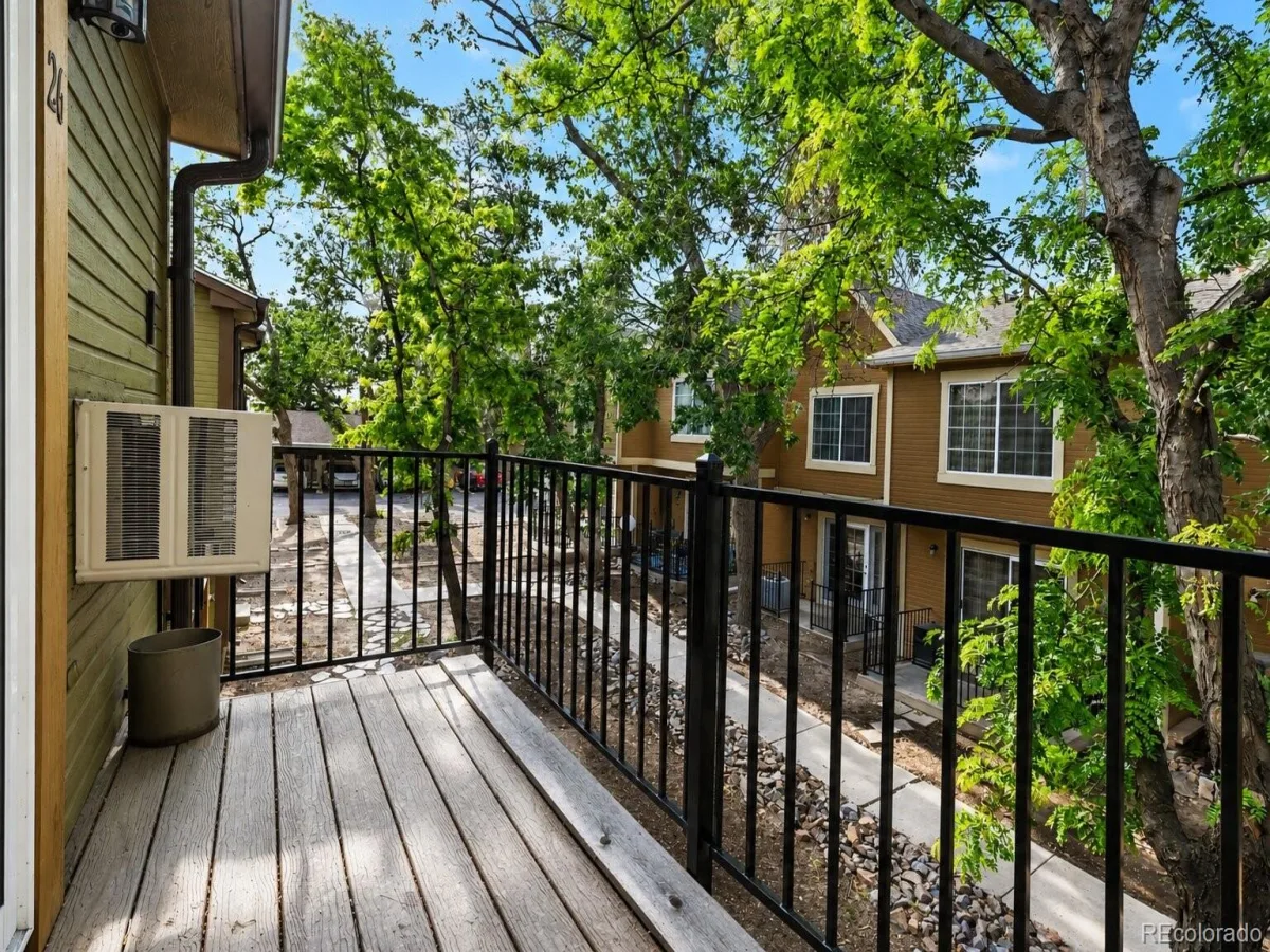 91 S Sable Boulevard Aurora CO 80012 | MLS #REC2109379 07012026014656 1200 6