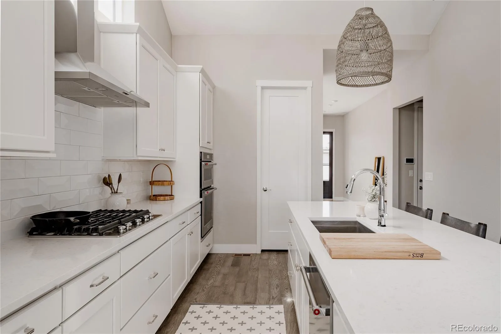 7018 Homeplace Street Castle Rock CO 80108 | MLS #REC2109781 08162026202141 1600 9