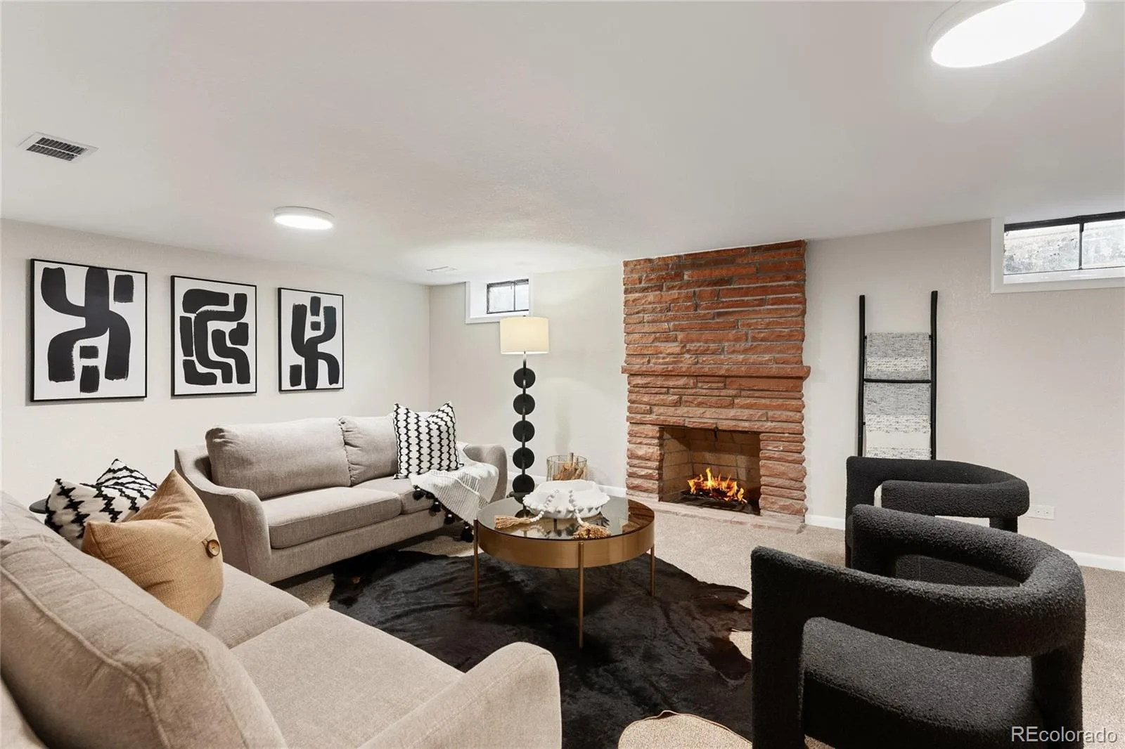 2150 N Monaco Street Parkway Denver CO 80207 | MLS #REC2111351 10012026011122 1600 32