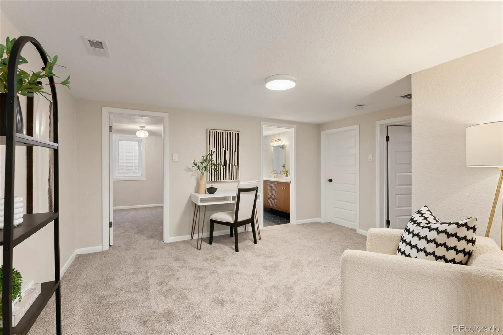 2150 N Monaco Street Parkway Denver CO 80207 | MLS #REC2111351 10012026011122 1600 34