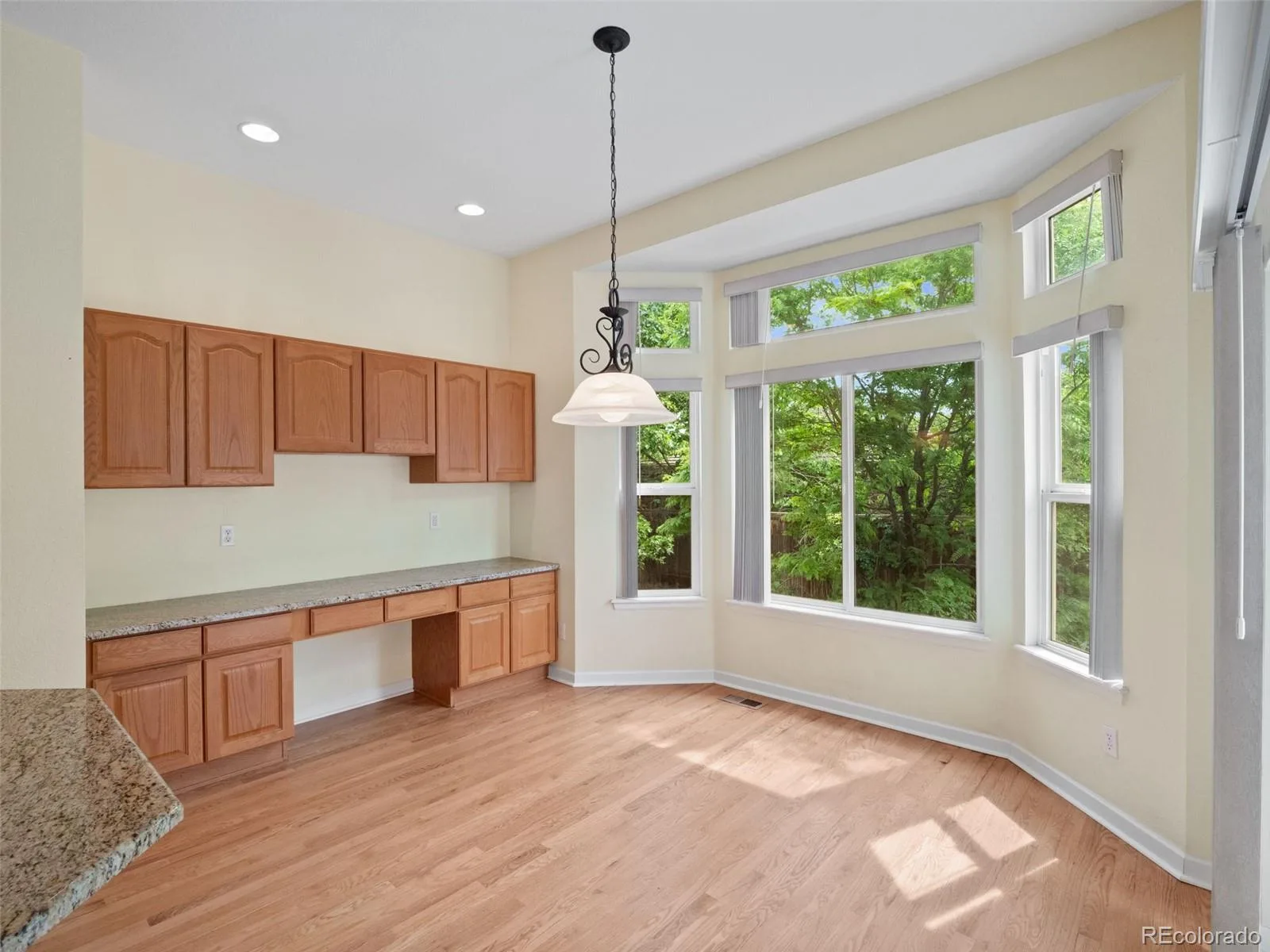 2392 S Oswego Street Aurora CO 80014 MLS #REC2111686 06102026204140 1600 12