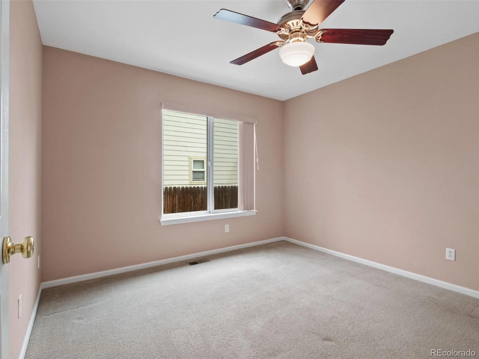 2392 S Oswego Street Aurora CO 80014 MLS #REC2111686 06102026204140 1600 18
