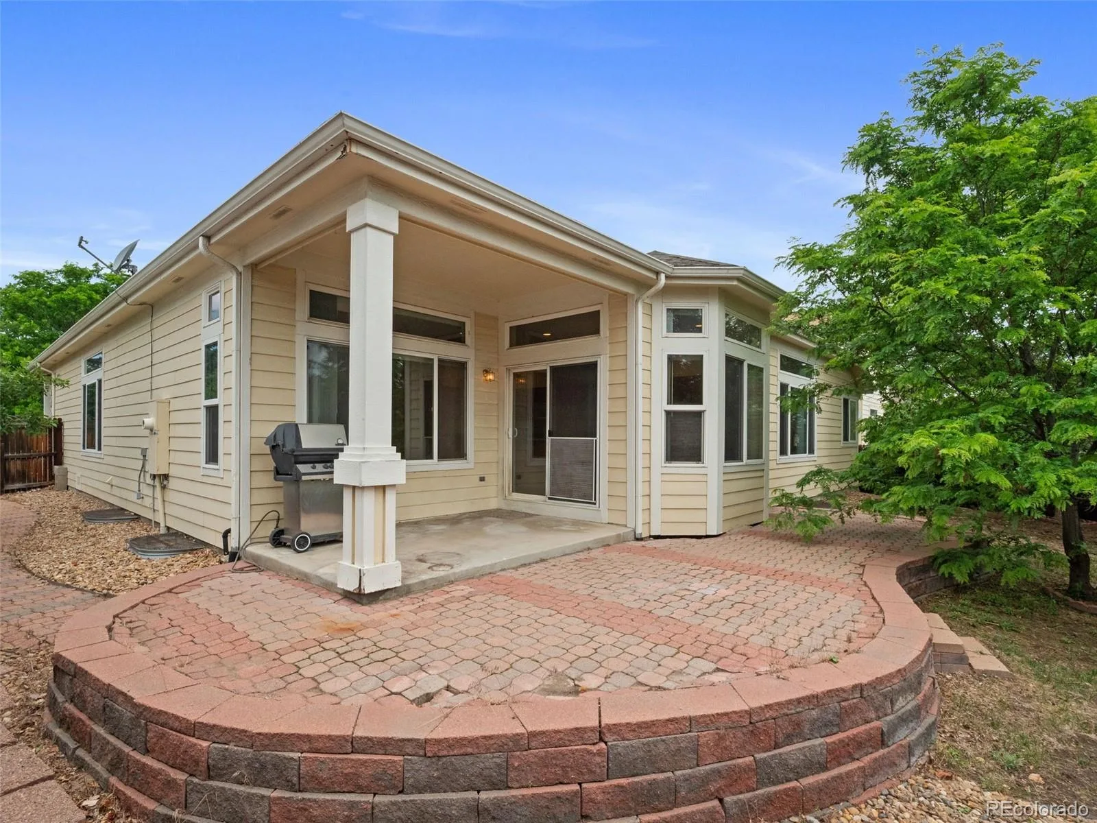 2392 S Oswego Street Aurora CO 80014 MLS #REC2111686 06102026204140 1600 22