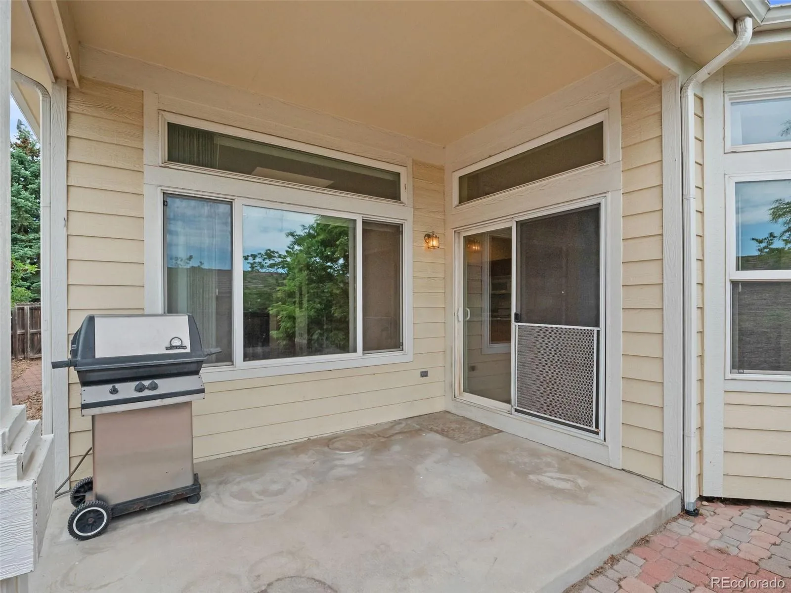 2392 S Oswego Street Aurora CO 80014 MLS #REC2111686 06102026204140 1600 23