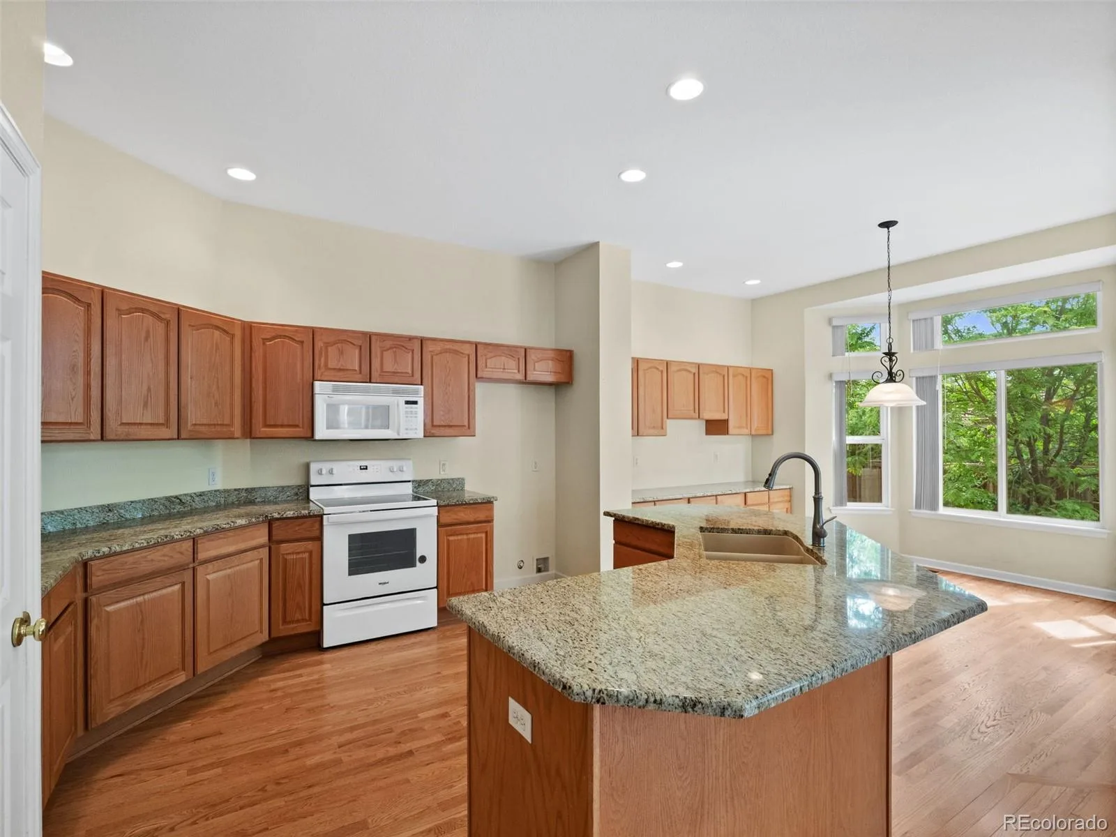 2392 S Oswego Street Aurora CO 80014 MLS #REC2111686 06102026204140 1600 9