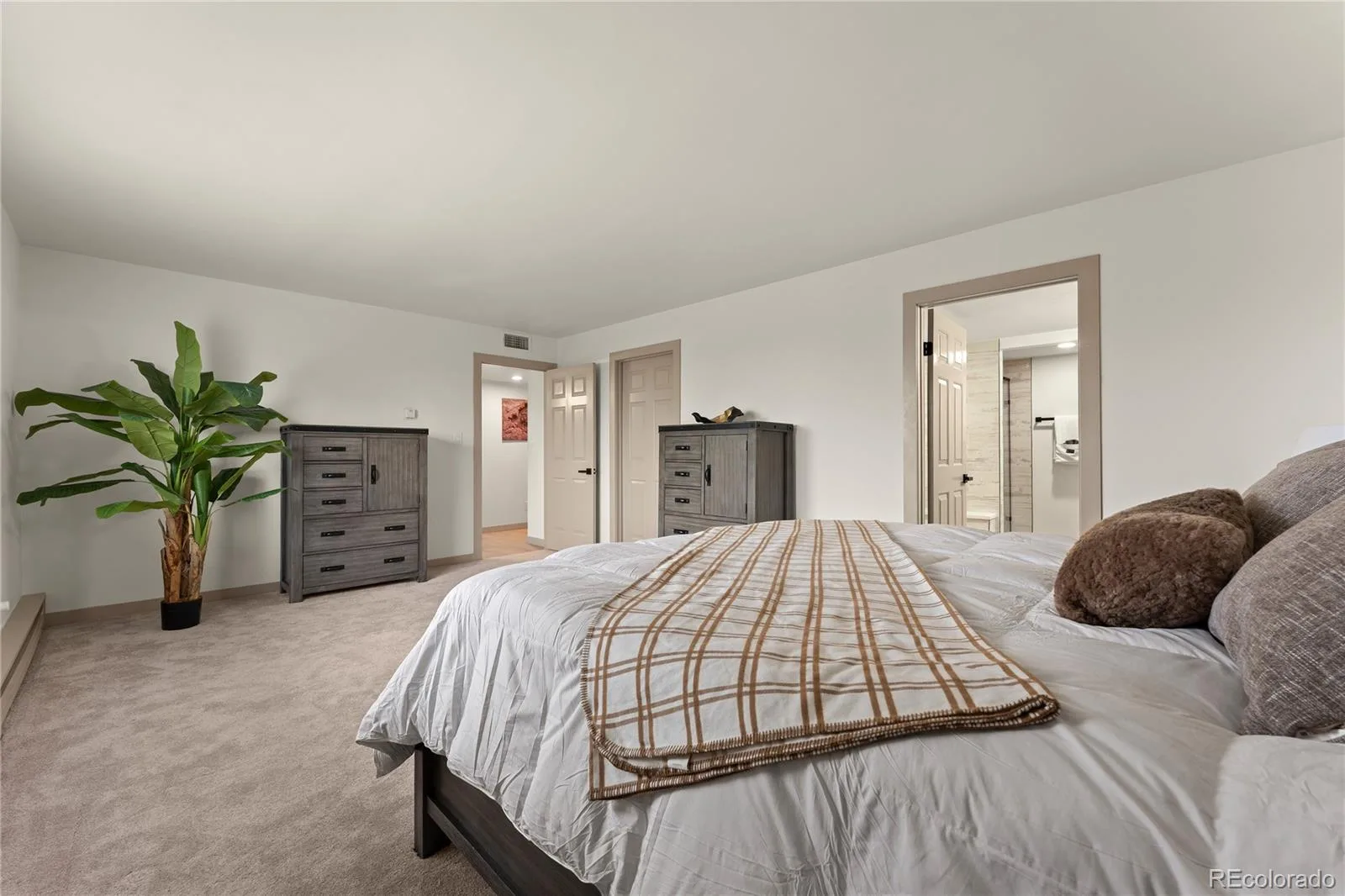 7000 E Quincy Avenue #301 #A Denver CO 80237 | MLS #REC2112222 10012026182721 1600 21
