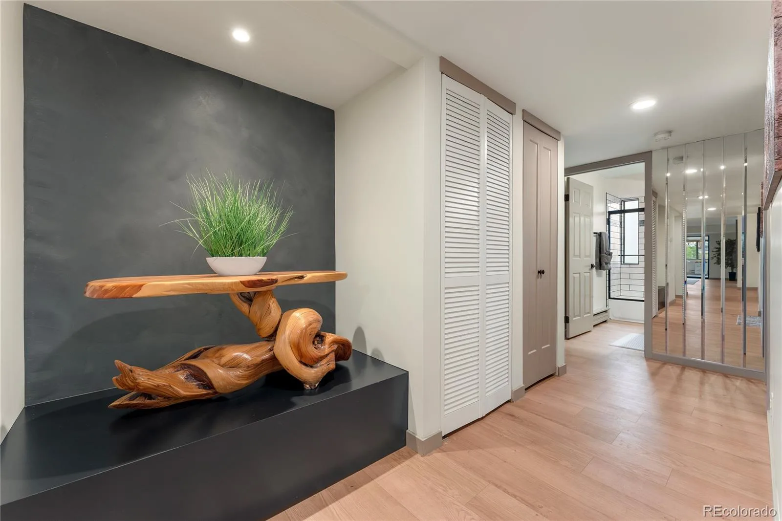 7000 E Quincy Avenue #301 #A Denver CO 80237 | MLS #REC2112222 10012026182721 1600 36