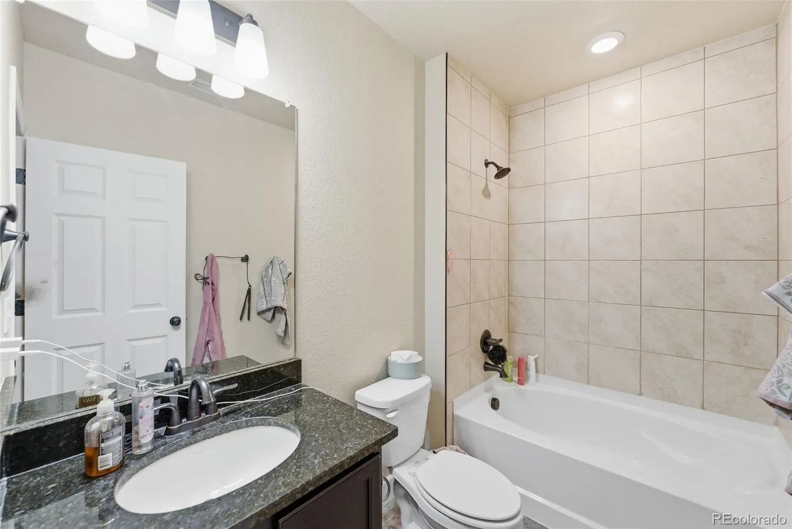 17517 E 103rd Avenue Commerce City CO 80022 | MLS #REC2113096 03272026030319 1600 14