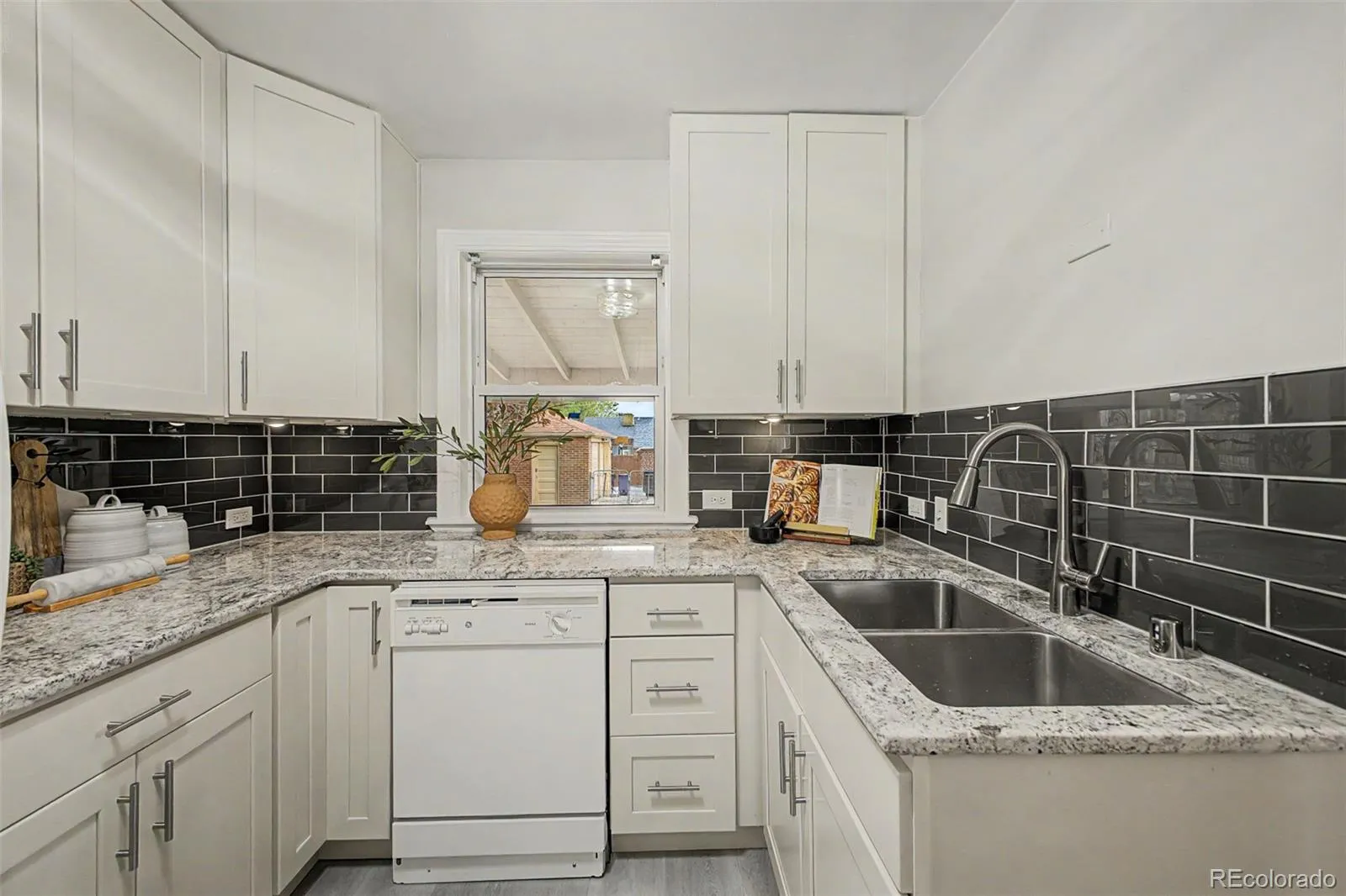 3030 N Raleigh Street Denver CO 80212 MLS #REC2113527 05152026145345 1600 7