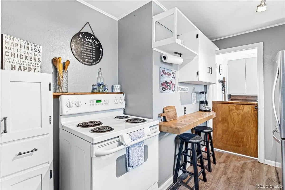 15335 Arapahoe Drive Golden CO 80403 | MLS #REC2113677 07222026023326 1200 11