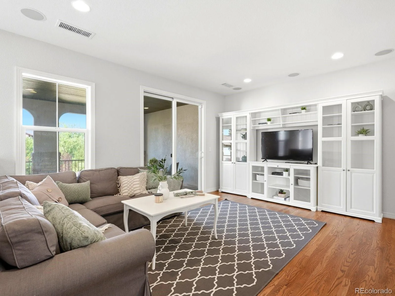 10523 Morningdew Court Highlands Ranch CO 80126 | MLS #REC2114033 08062026040421 1600 17