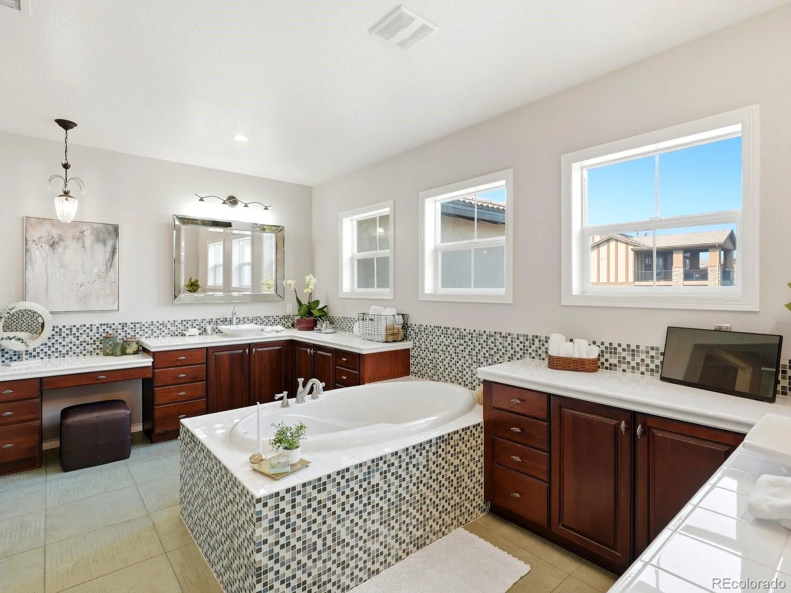 10523 Morningdew Court Highlands Ranch CO 80126 | MLS #REC2114033 08062026040421 1600 29